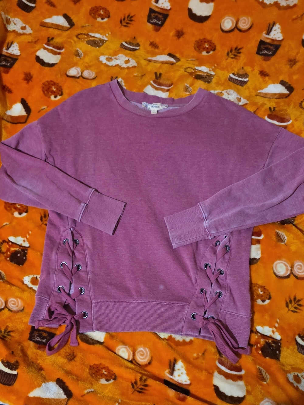 Pink Republic Mauve Lace-Up Side Sweatshirt